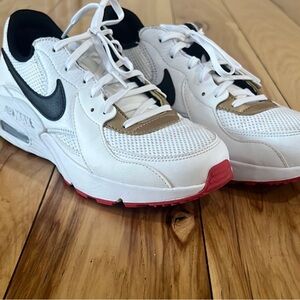 Nike White and Black Air Max